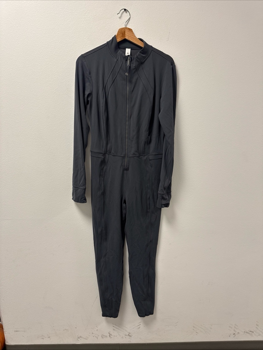 Lululemon Define Long-Sleeve Bodysuit 28" *Luon Size 14 gray Full Length used